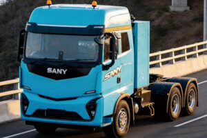SANY Electric Prime Mover 6x4 588kWh Road